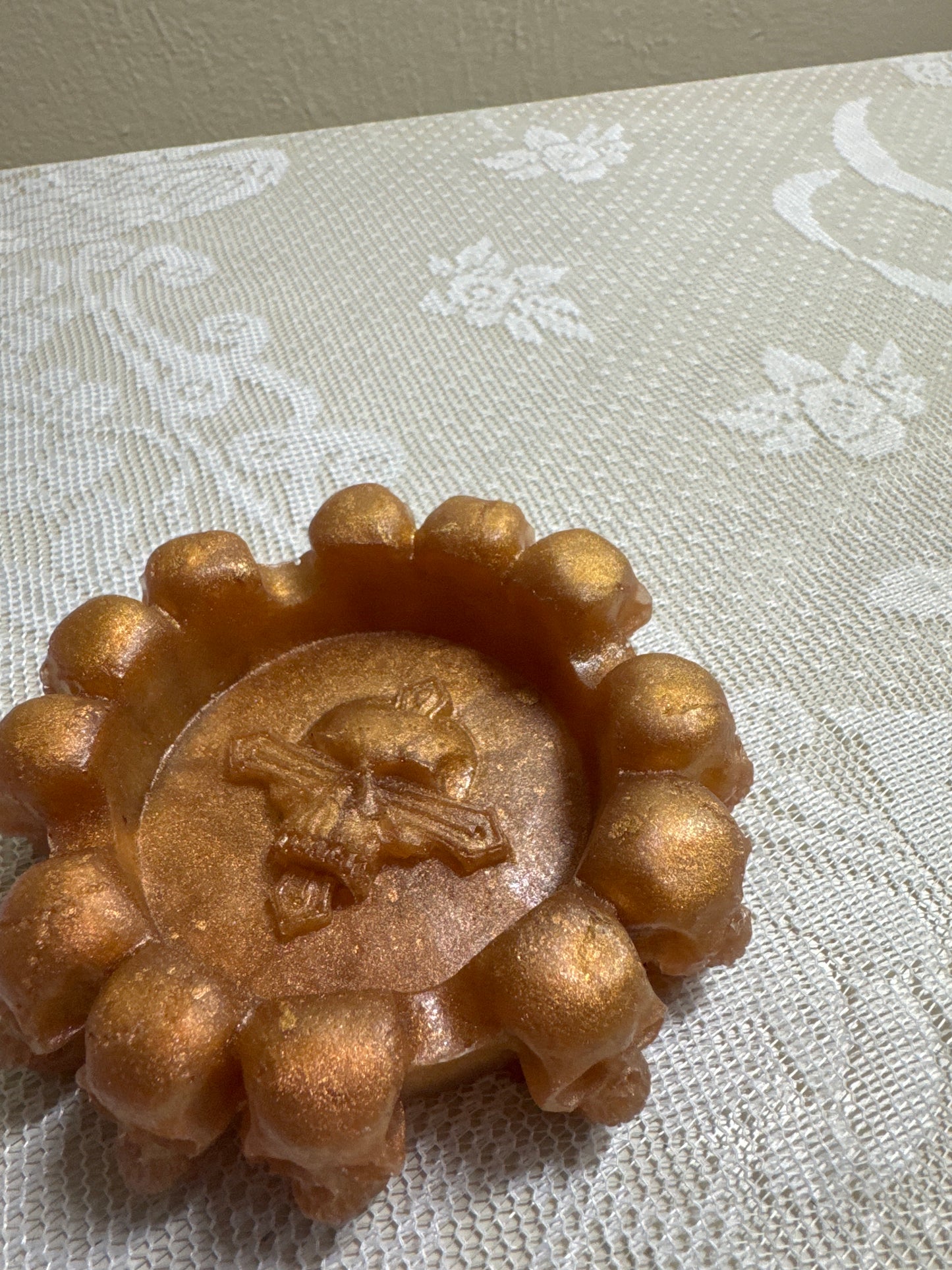 Skull ashtrays