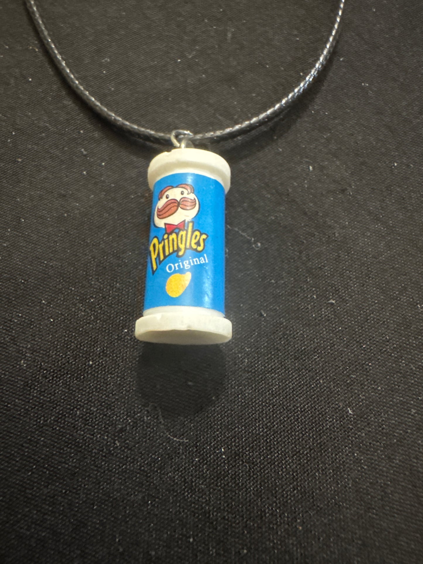 Pringles necklace