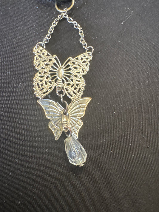 Butterfly necklace 18 in