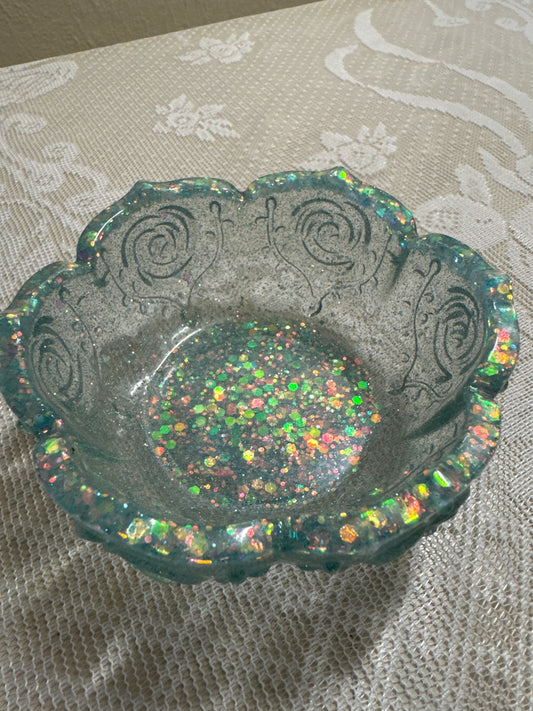 Small epoxy bowls