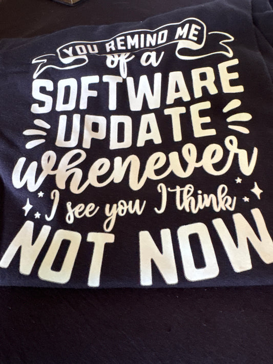 L t-shirt