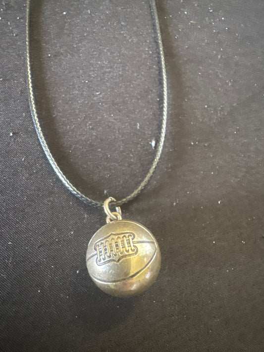 18 in basketball necklace